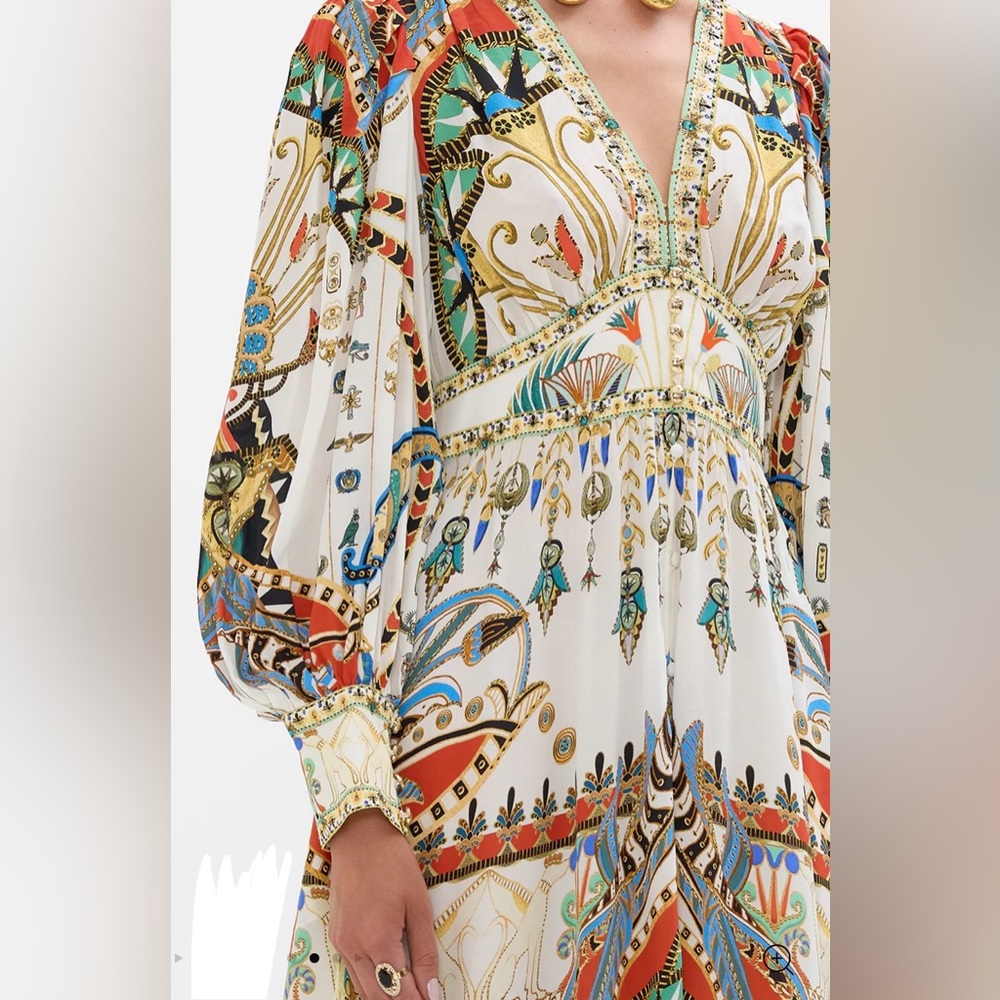 Valley Of The Queens Flowy Shaped Waistband Dress With Gathered Sleeves - Picture 8 of 9